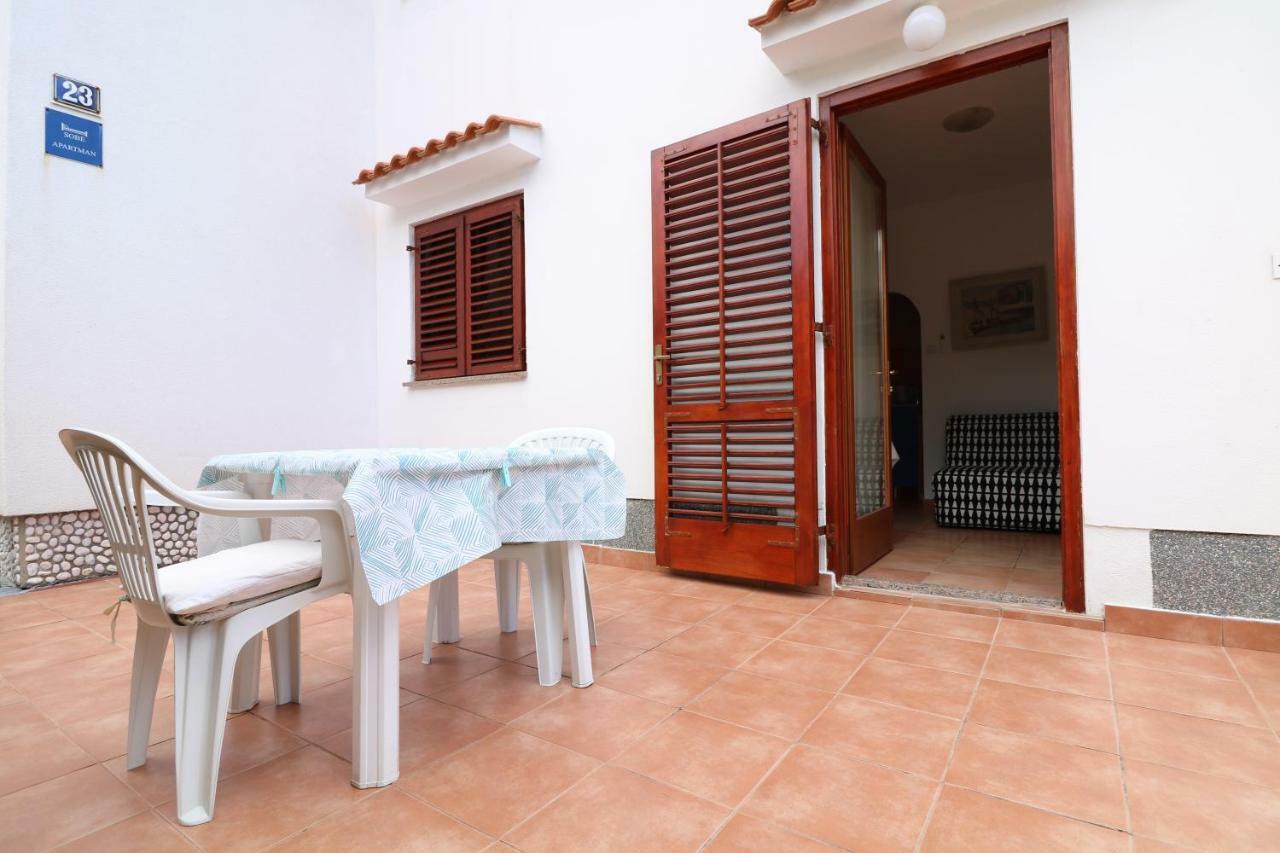 Apartments Reljic With Terrace Baska  Exterior photo