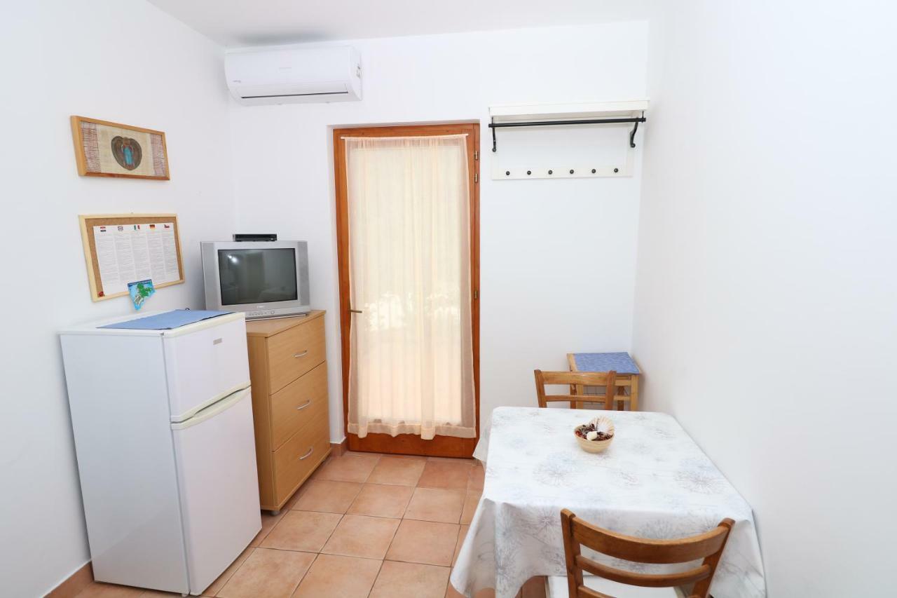 Apartments Reljic With Terrace Baska  Exterior photo